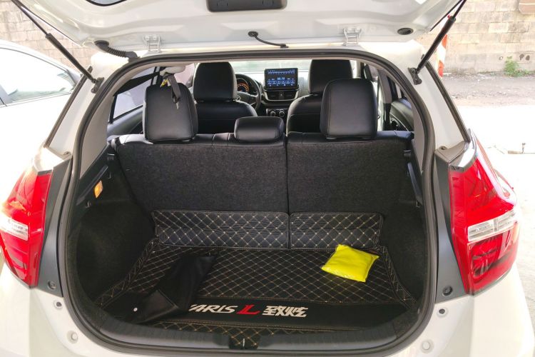 丰田 YARiS L 致炫 2022款 1.5L CVT领先PLUS版机舱底盘23