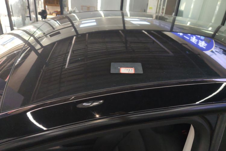 特斯拉 Model Y 2021款 标准续航后驱版局部细节57