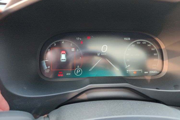 丰田 威兰达 2023款 2.0L CVT两驱豪华PLUS版中控内饰14