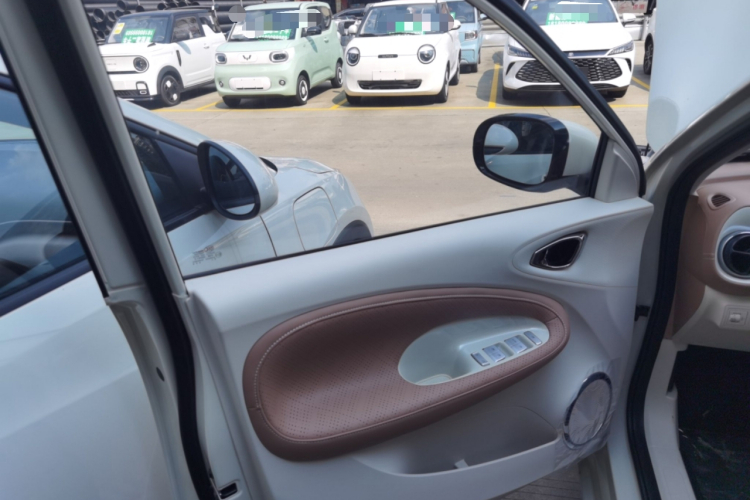 五菱汽车 五菱缤果 2025款 333km 灵犀互联款中控内饰47