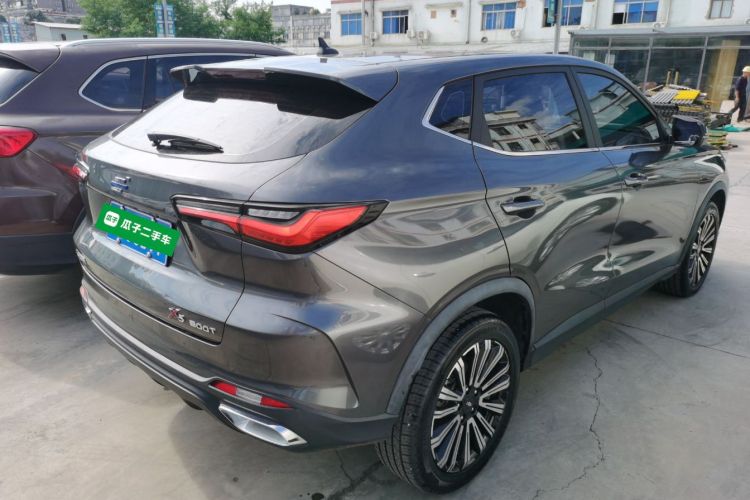 长安欧尚X5 2021款 1.5T DCT尊贵型车身外观7