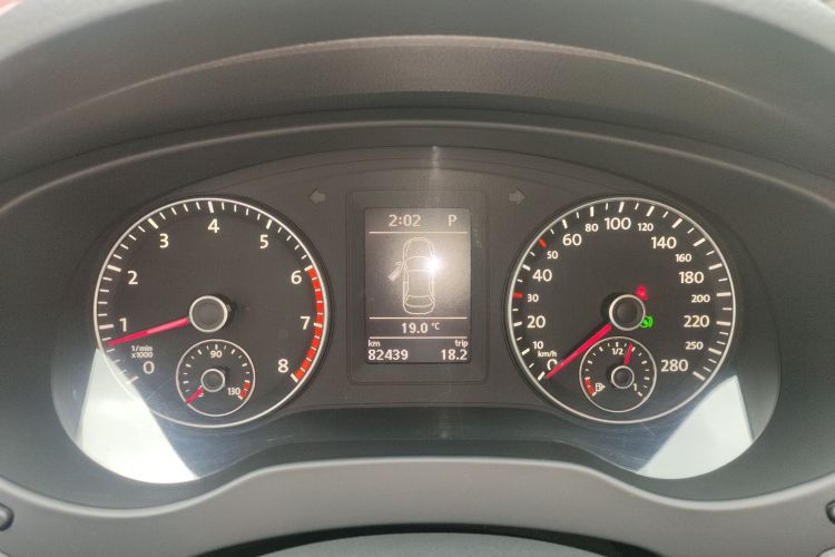 大众 速腾 2014款 改款 1.4TSI 自动豪华型局部细节14