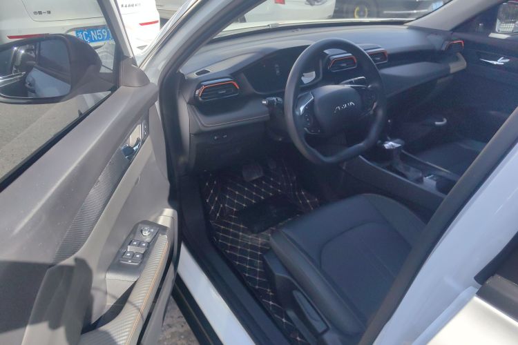 东风风神 奕炫 2024款 1.5L 自动劲速版中控内饰20