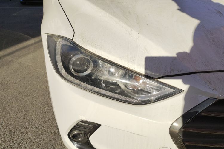 现代 领动 2016款 1.6L 自动智炫·精英型车身外观8