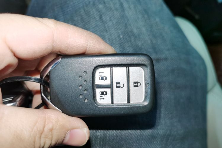 本田 奥德赛 2017款 2.4L 豪华版中控内饰7001