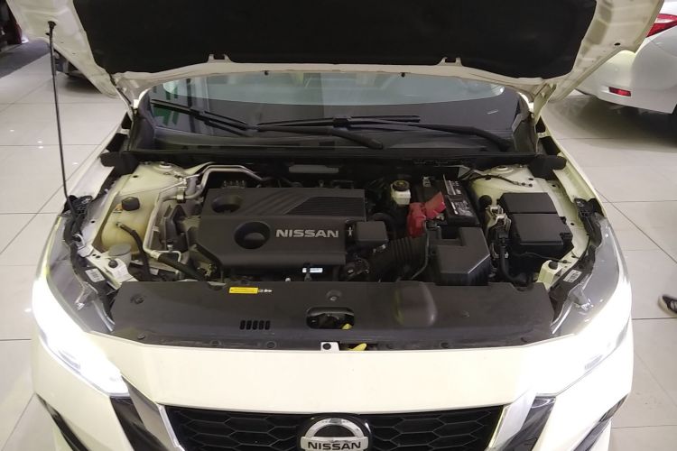 日产 轩逸 2021款 1.6L XL CVT悦享版机舱底盘24