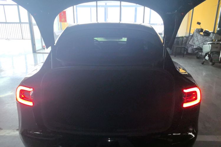 特斯拉 Model 3 2021款 标准续航后驱升级版局部细节23