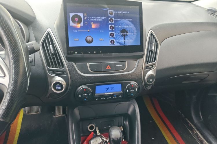 北京现代ix35 2015款 2.0L 自动两驱智能型 国V中控内饰16