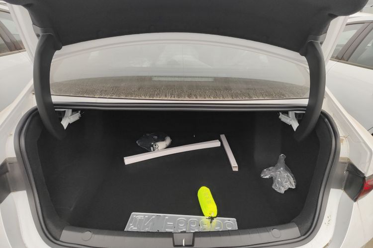 比亚迪 秦PLUS 2025款 DM-i 智驾版 55KM领先型机舱底盘23