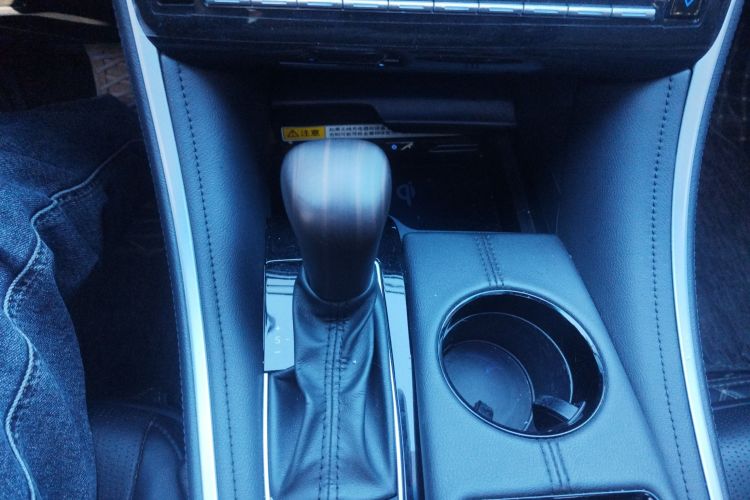 丰田 亚洲龙 2022款 双擎 2.5L 豪华版局部细节18