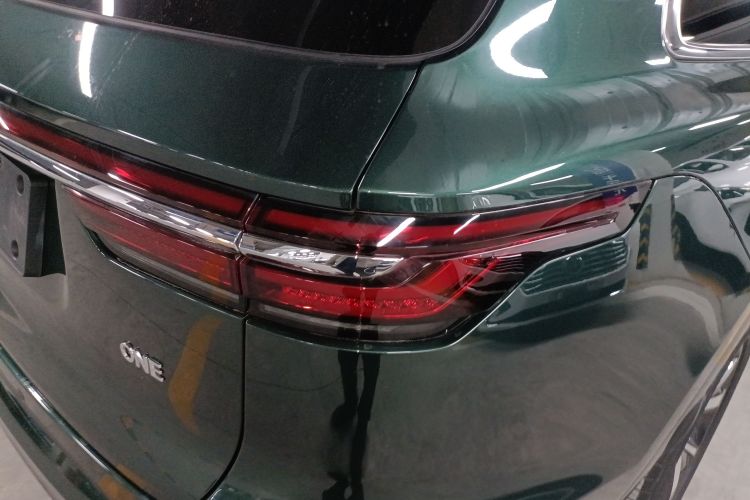 理想汽车 理想ONE 2021款 增程6座版车身外观9