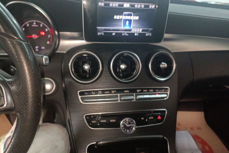 奔驰C级 2018款 C 200 L 运动版 成就特别版局部细节16