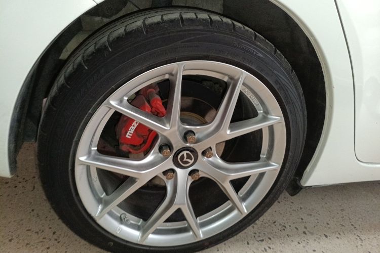 马自达3 昂克赛拉 2016款 三厢 2.0L 自动旗舰型车身外观6008