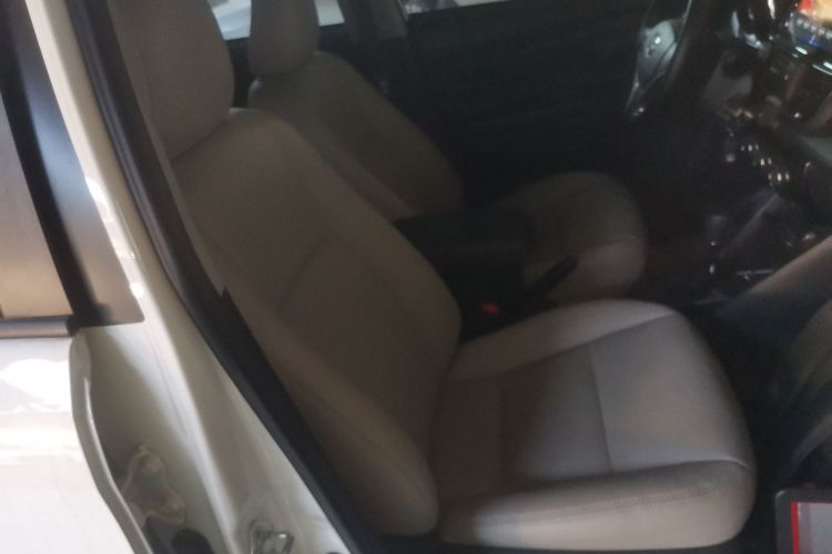 丰田 威驰 2021款 1.5L CVT创行版局部细节41