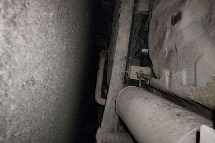 起亚 秀尔 2013款 1.6L MT GL局部细节9009