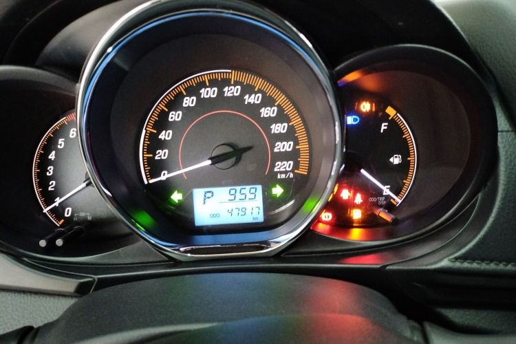 丰田 YARiS L 致炫 2021款 致炫X 1.5L CVT领先版局部细节14