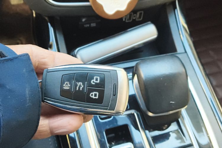 北京汽车 北京EX5 2019款 悦风版中控内饰11