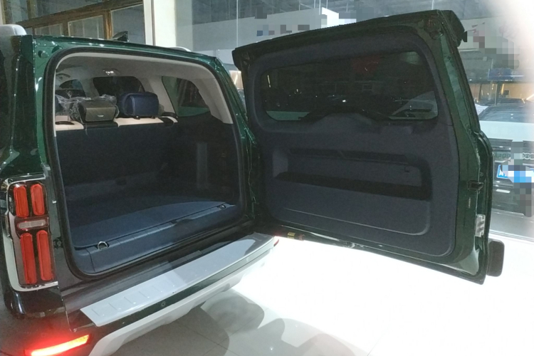 坦克500新能源 2026款 Hi4-Z 智享版机舱底盘23