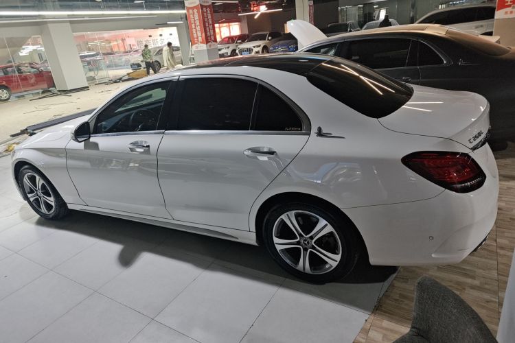 奔驰C级 2019款 改款 C 260 L 运动版车身外观6003