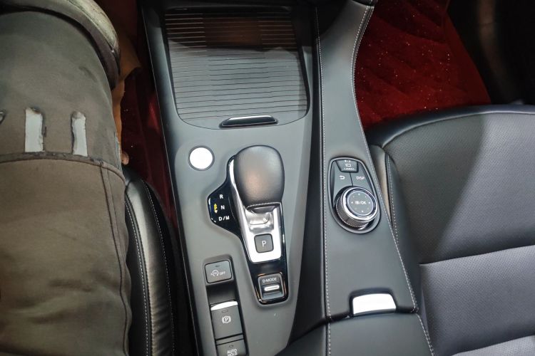 英菲尼迪QX55 2022款 2.0T 四驱耀享版中控内饰18