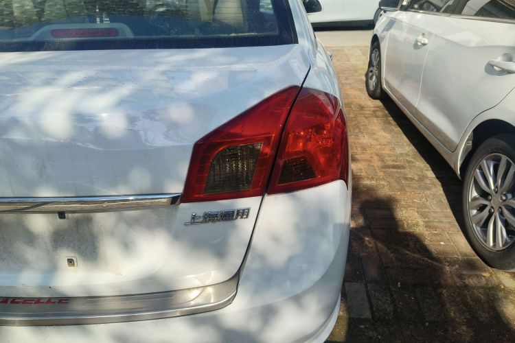 别克 凯越 2015款 1.5L 自动经典型车身外观6006