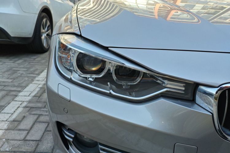 宝马3系 2015款 320Li 超悦版豪华设计套装车身外观6006