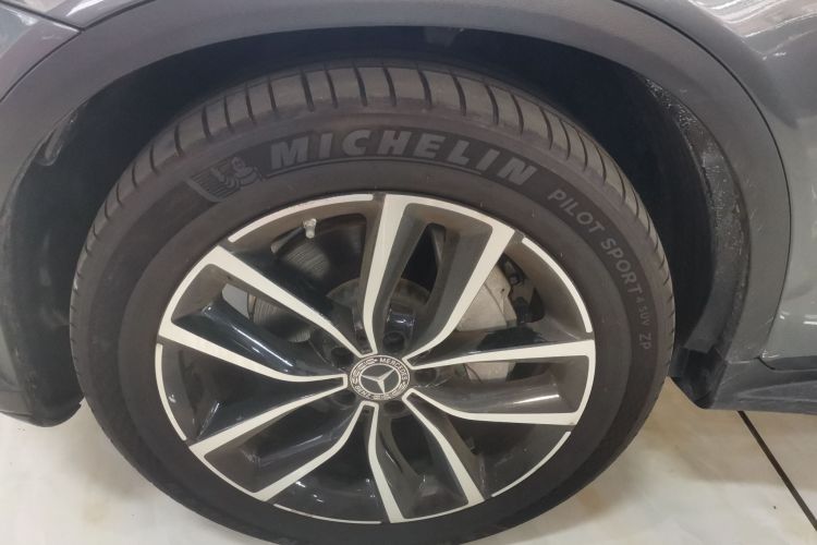 奔驰GLC 2020款 GLC 300 L 4MATIC 动感型车身外观6006