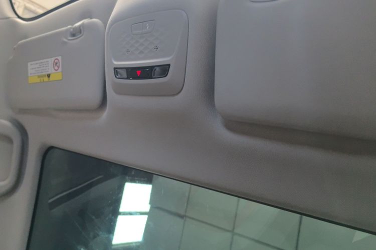 江淮钇为 钇为3 2023款 505km Air中控内饰22