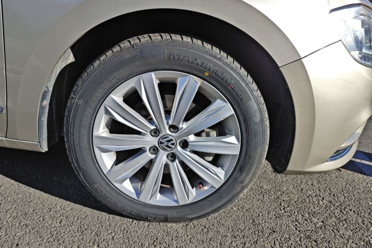 大众 宝来 2016款 1.6L 自动舒适型车身外观10