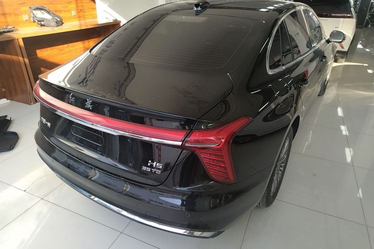 红旗H5 2024款 1.5T DCT智联旗韵版车身外观7