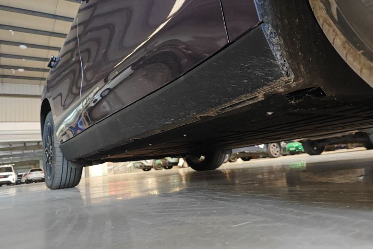 零跑汽车 零跑C10 2026款 605激光雷达版局部细节9001