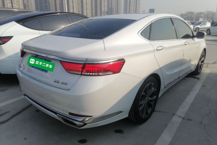 吉利汽车 博瑞 2018款 1.5T MHEV 耀智版车身外观7