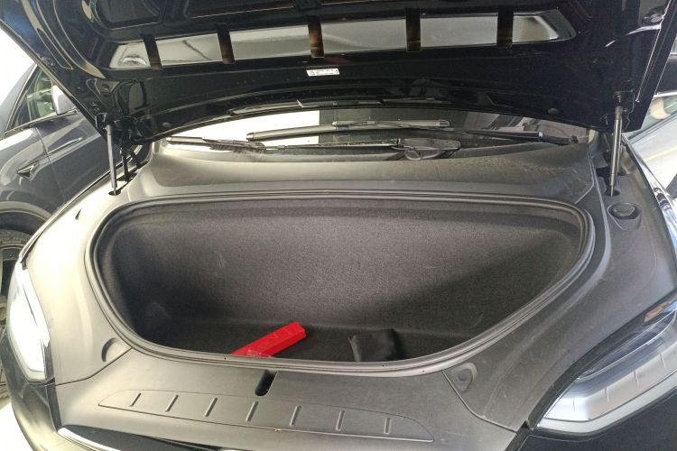 特斯拉 Model X 2019款 标准续航版局部细节24