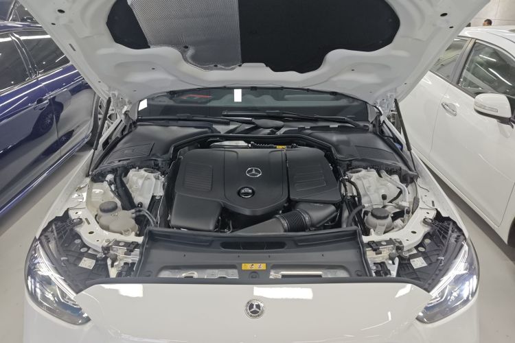 奔驰C级 2022款 改款 C 260 L 运动版局部细节24