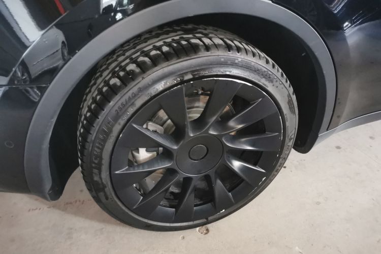 特斯拉 Model Y 2022款 长续航全轮驱动版车身外观6008