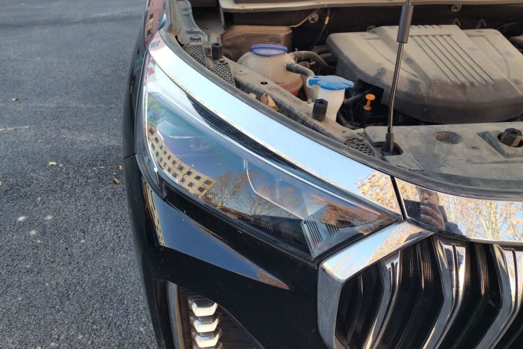 捷途X90 PLUS 2024款 1.6TD DCT别墅PRO 7座车身外观8