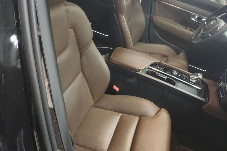 沃尔沃S90 2024款 B5 智远豪华版局部细节41