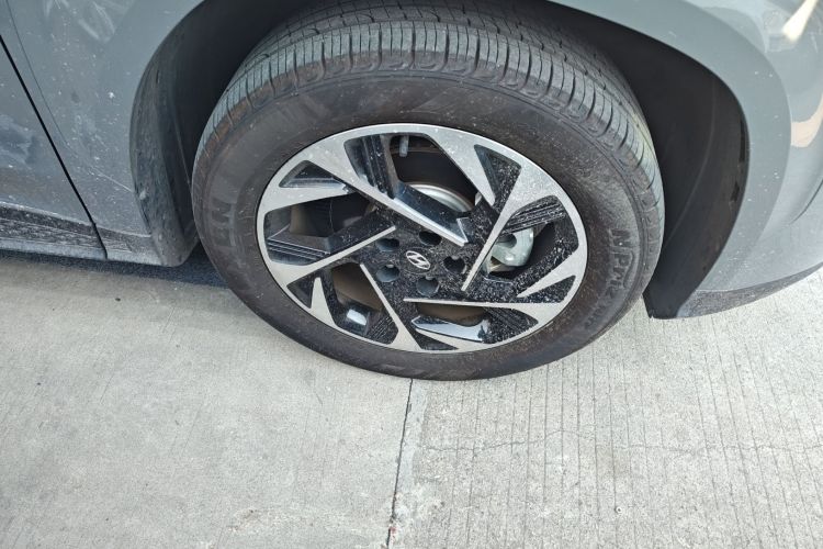 现代 库斯途 2022款 270TGDi 智爱旗舰版 TOP车身外观10