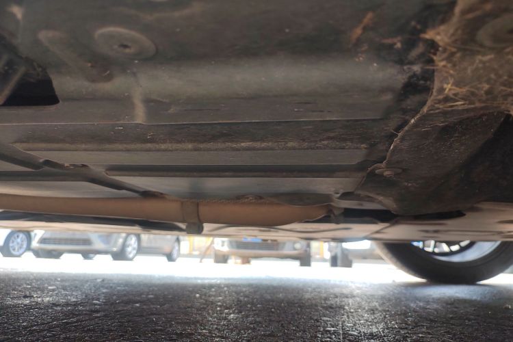 宝马3系 2018款 320i M运动套装局部细节9001