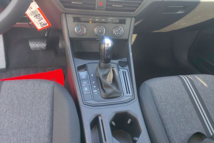 大众 朗逸 2021款 1.5L 自动风尚版中控内饰18