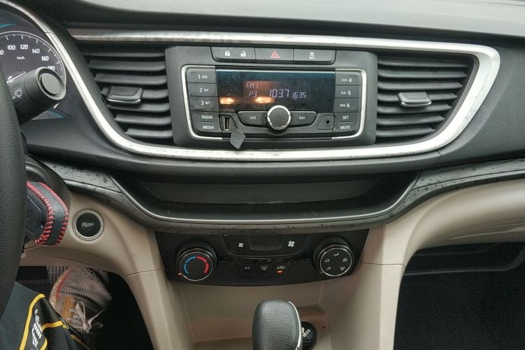 别克 英朗 2017款 15N 自动精英型中控内饰16