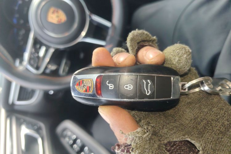 保时捷 2014款 Macan 2.0T中控内饰7001