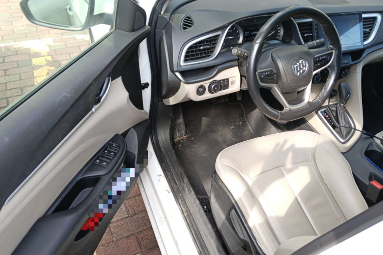 别克 英朗 2018款 15T 双离合精英型 国V中控内饰20