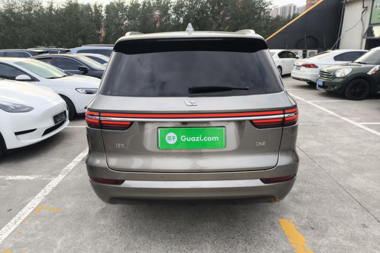 理想汽车 理想ONE 2021款 增程6座版车身外观6004