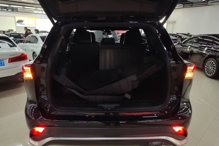 丰田 皇冠陆放 2024款 2.5L HEV四驱豪华版局部细节23