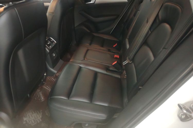 奥迪Q5 2016款 40 TFSI 进取型中控内饰21