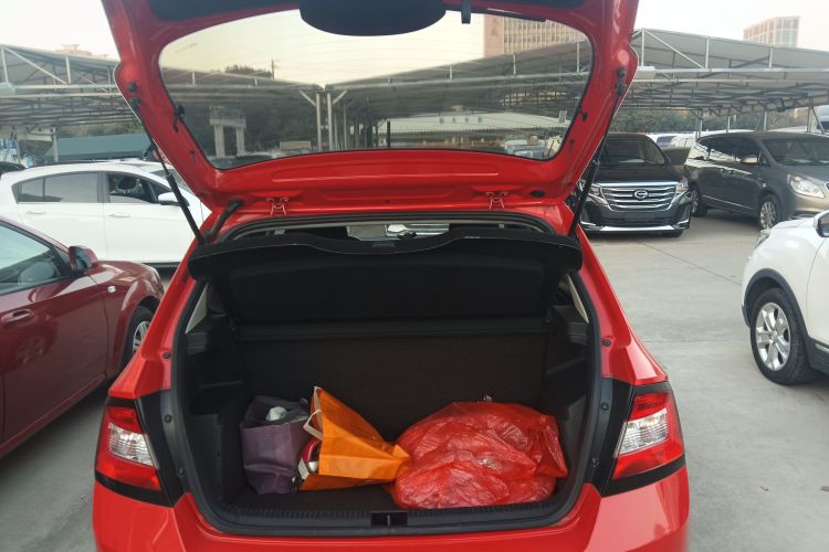 斯柯达 晶锐 2017款 1.4L 手动车享版局部细节23