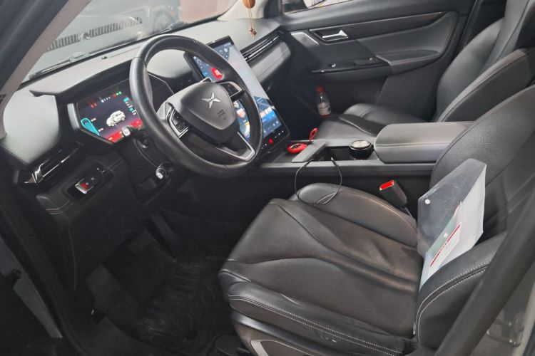 小鹏G3 2020款 460i 智享版中控内饰19