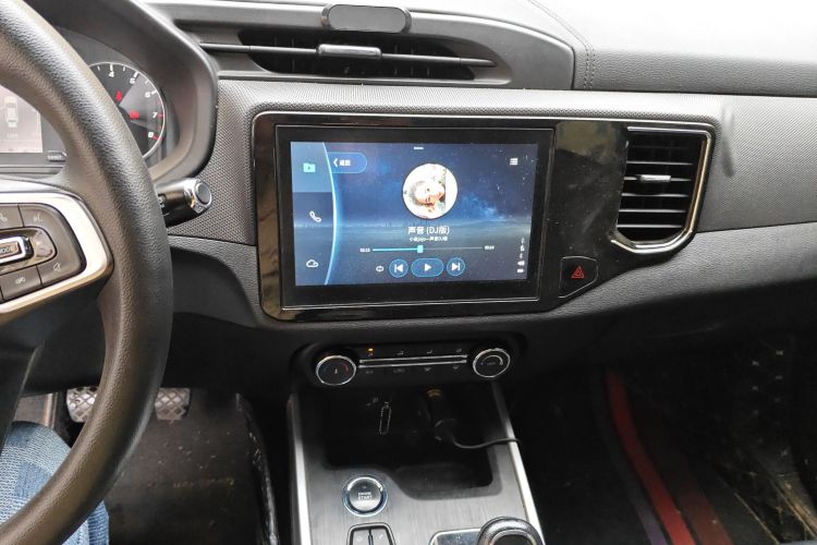 奇瑞 瑞虎5x 2019款 HERO 1.5L 手动时尚版中控内饰16