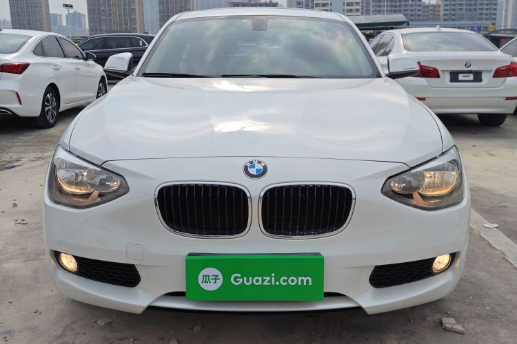 宝马1系(进口) 2013款 改款 116i 领先型车身外观2